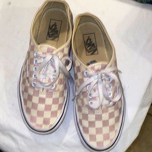 VANS. Shoes (107)